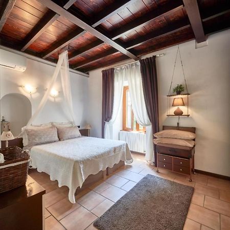 Porto Valentino 2 Apartment Sirmione Ngoại thất bức ảnh