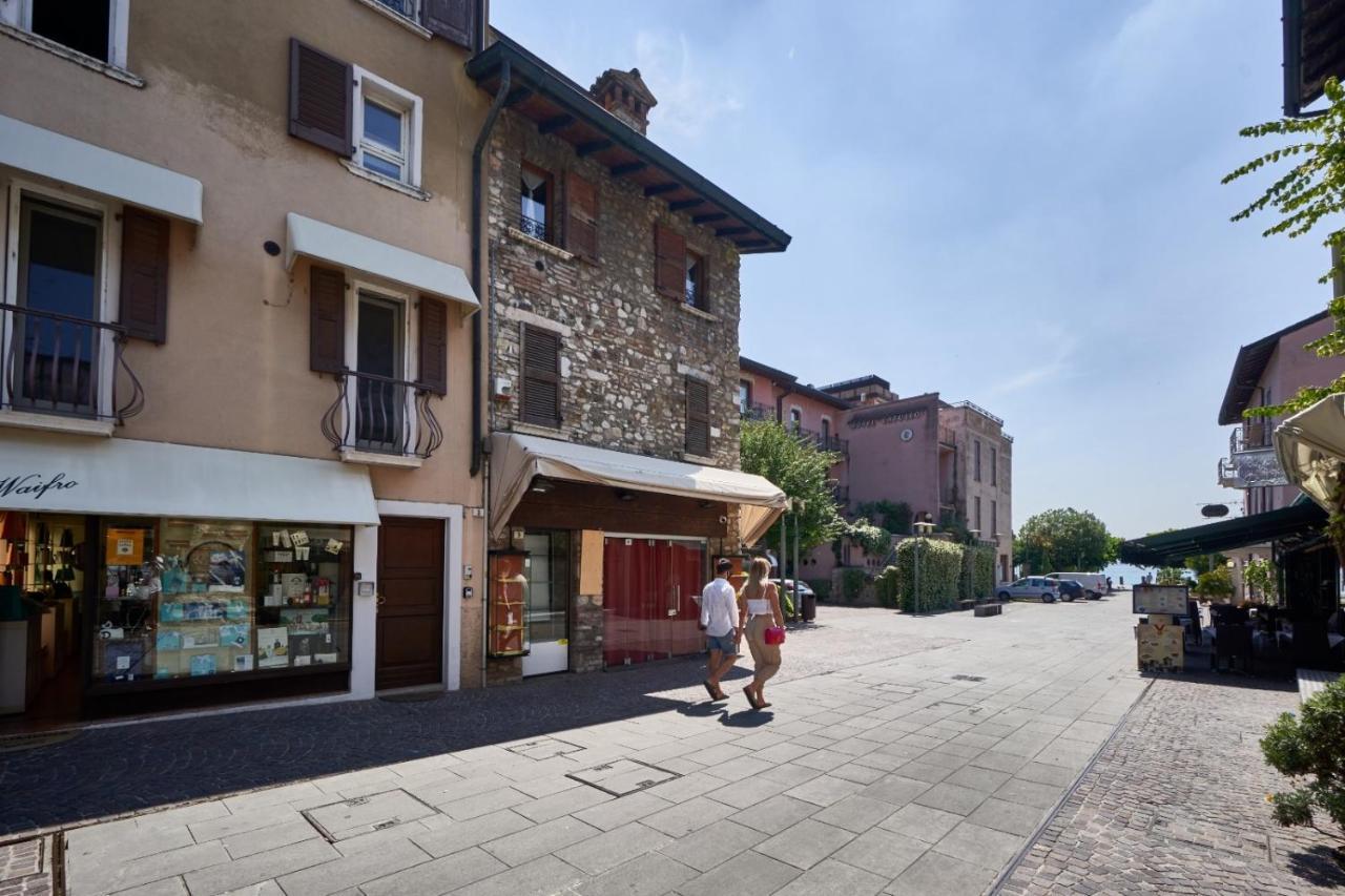 Porto Valentino 2 Apartment Sirmione Ngoại thất bức ảnh
